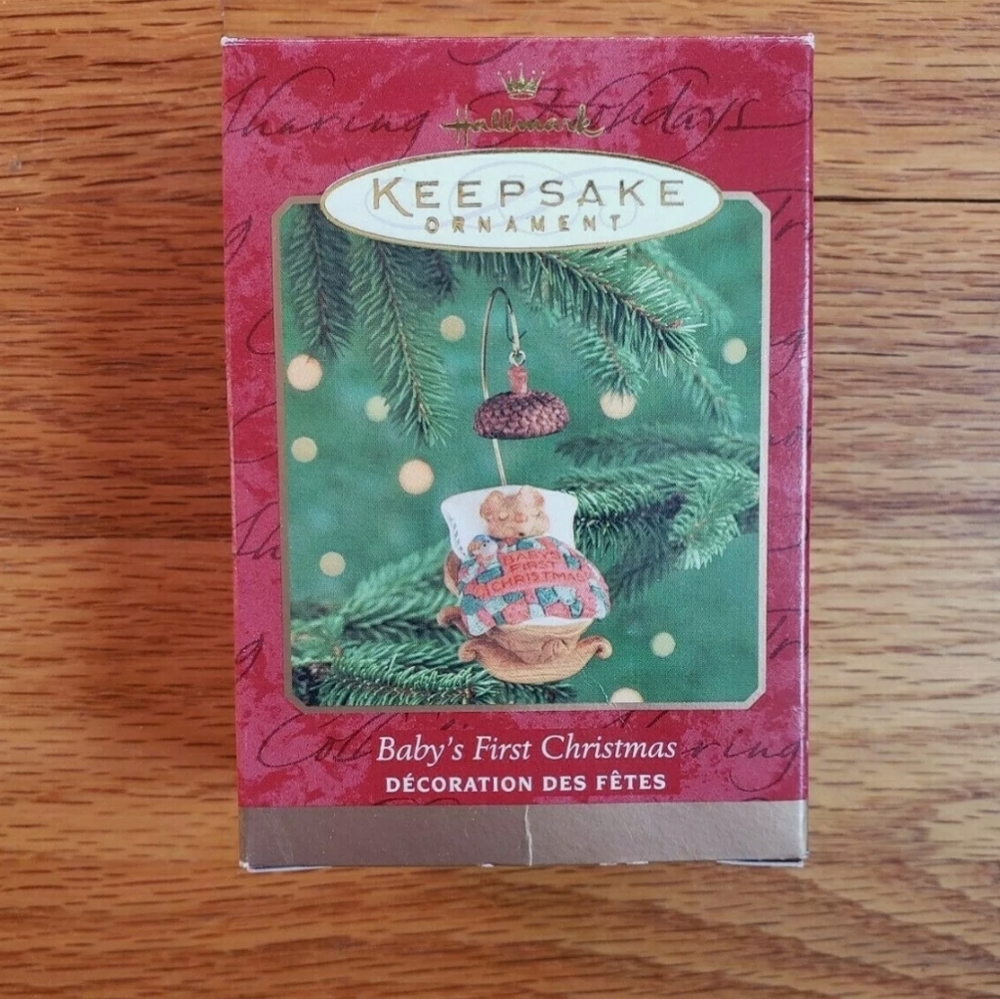 2000 "Baby's First Christmas" Mouse Hallmark Keeps